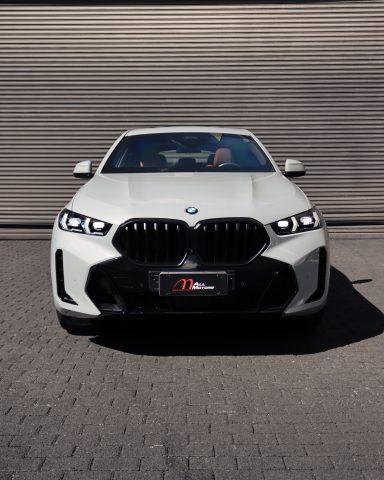 BMW X6 xDrive40i M Sport "Blindada" 2024 - Vista 4